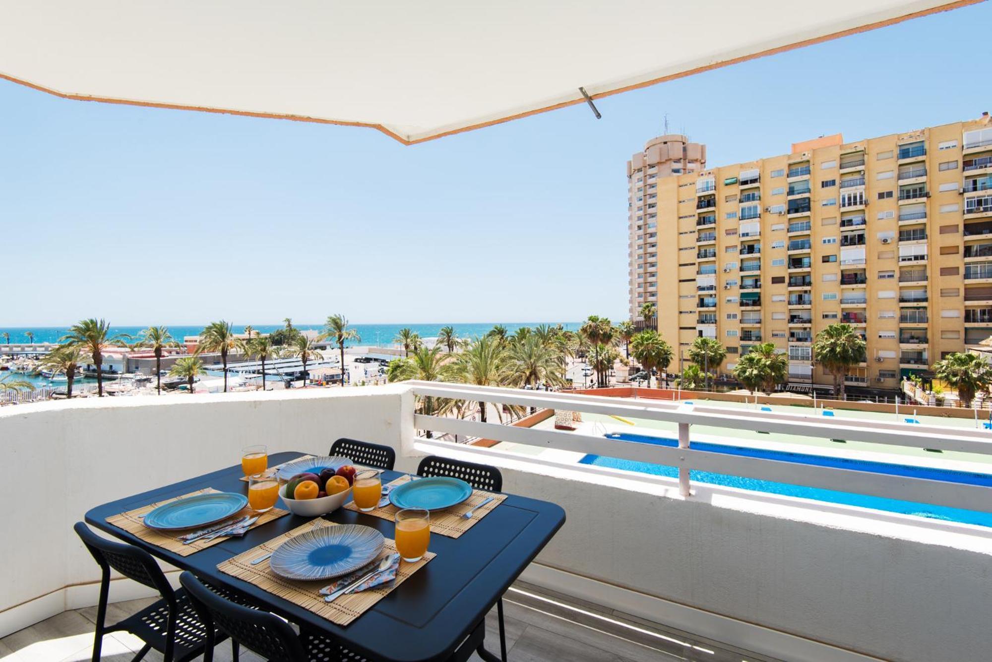 Palm True Towers 1, Marina Beach Apartment Фуэнхирола Экстерьер фото