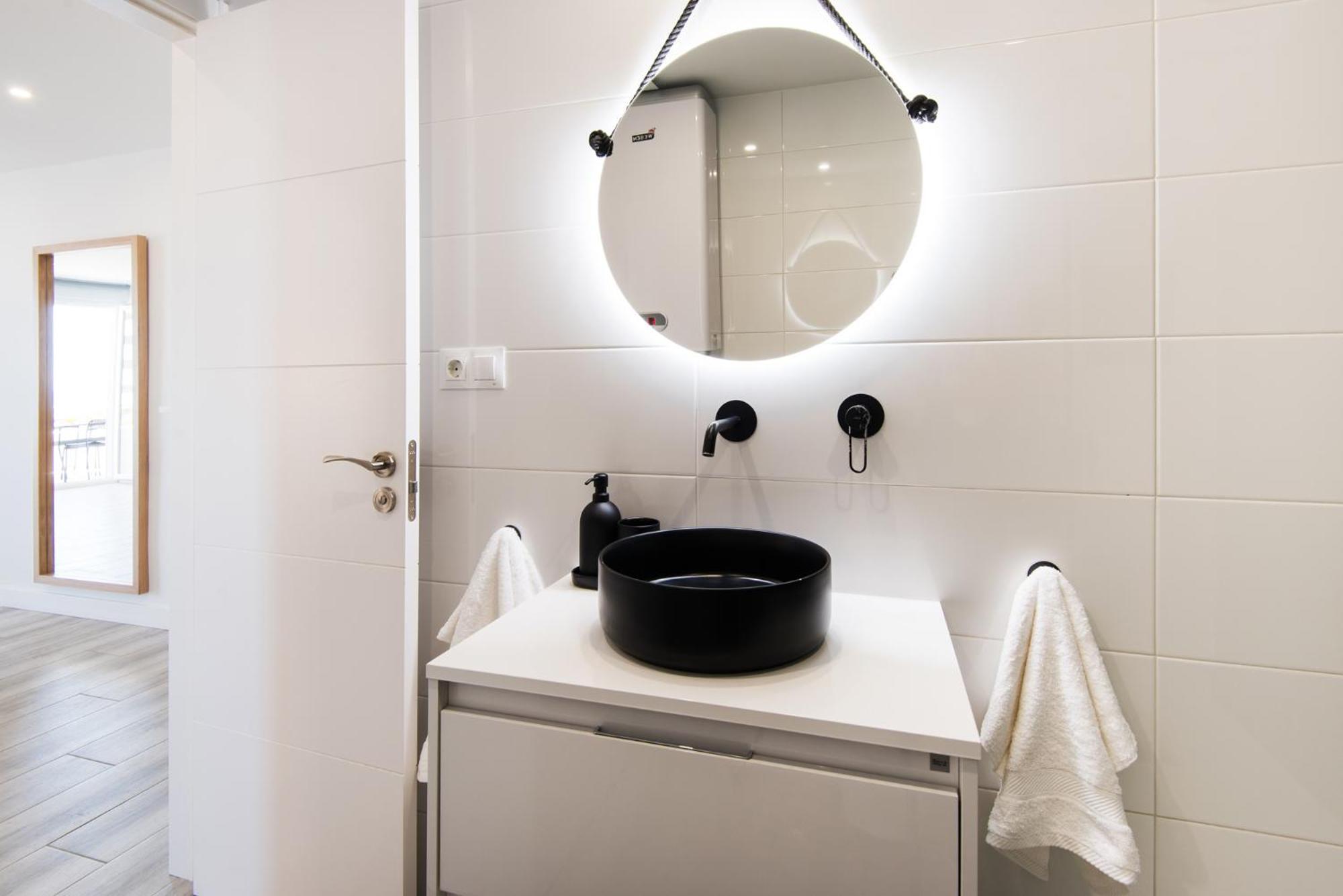 Palm True Towers 1, Marina Beach Apartment Фуэнхирола Экстерьер фото