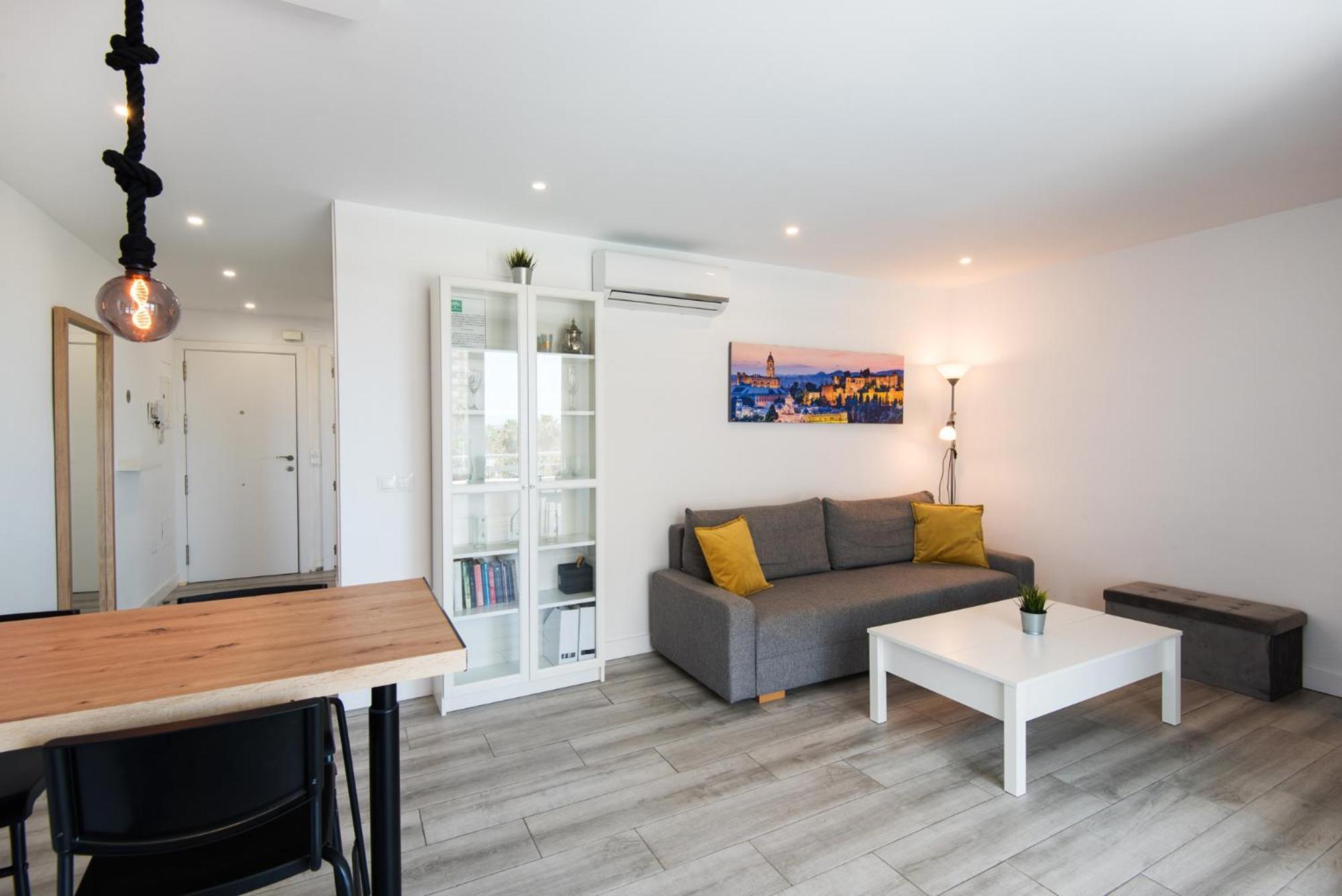 Palm True Towers 1, Marina Beach Apartment Фуэнхирола Экстерьер фото